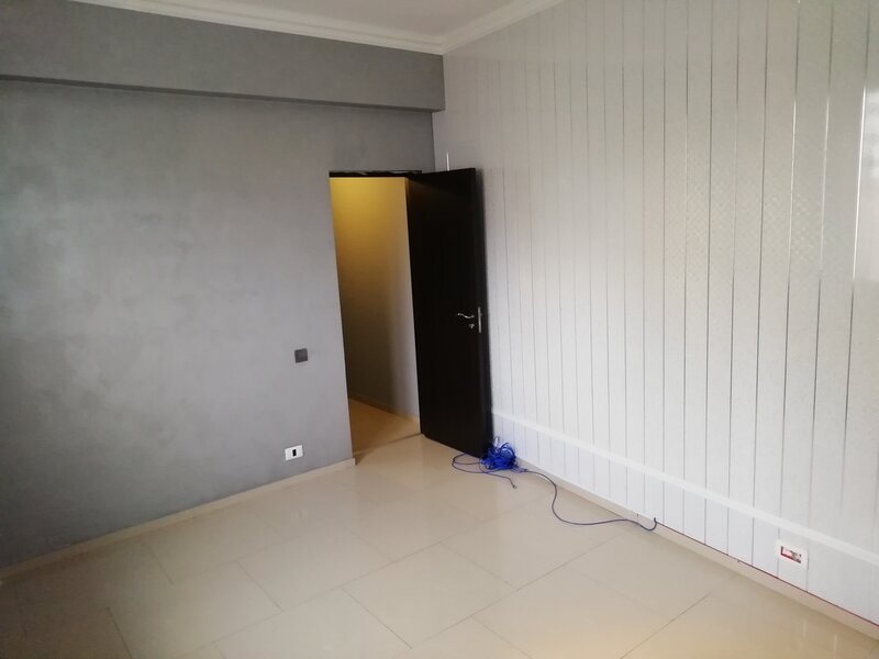 Ion Campineanu 1, vizavi Inter, ultracentral,