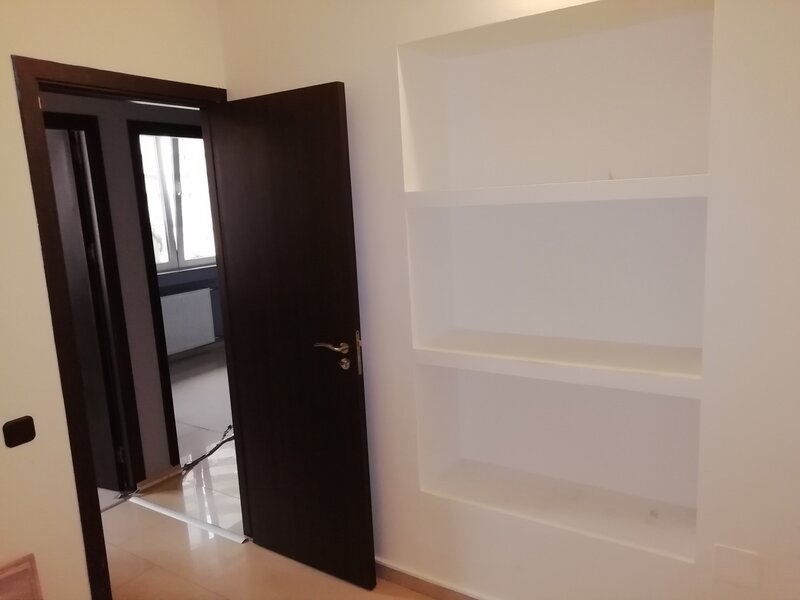 Ion Campineanu 1, vizavi Inter, ultracentral,